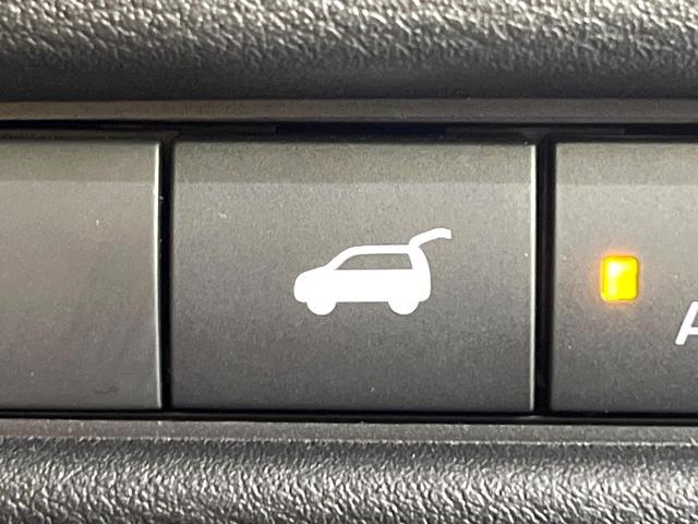 エクストレイル Ｇ　ｅ－４ＯＲＣＥ　４ＷＤ　プロパイロット　禁煙車　エマージェンシーブレーキ　純正１２．３型ナビ　アラウンドビューモニター　パワーバックドア　全席シートヒーター　メモリーシート　リアオートエアコン　ＨＵＤ（35枚目）