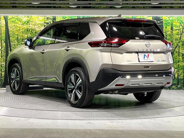 エクストレイル Ｇ　ｅ－４ＯＲＣＥ　４ＷＤ　プロパイロット　禁煙車　エマージェンシーブレーキ　純正１２．３型ナビ　アラウンドビューモニター　パワーバックドア　全席シートヒーター　メモリーシート　リアオートエアコン　ＨＵＤ（49枚目）