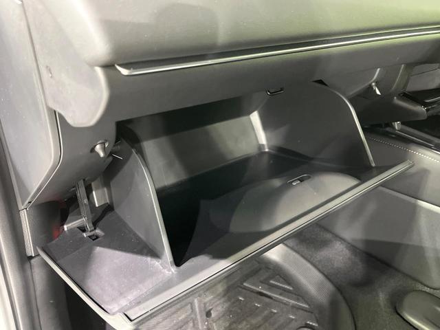 ヴェゼル ｅ：ＨＥＶ　Ｚ　禁煙車　ホンダセンシング　純正９型ナビ　バックカメラ　アダプティブクルーズ　ブラインドスポットインフォメーション　シートヒーター　ハンズフリーパワーバックドア　シーケンシャルターンランプ　ＥＴＣ（46枚目）