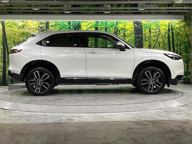 ヴェゼル ｅ：ＨＥＶ　Ｚ　禁煙車　ホンダセンシング　純正９型ナビ　バックカメラ　アダプティブクルーズ　ブラインドスポットインフォメーション　シートヒーター　ハンズフリーパワーバックドア　シーケンシャルターンランプ　ＥＴＣ（51枚目）