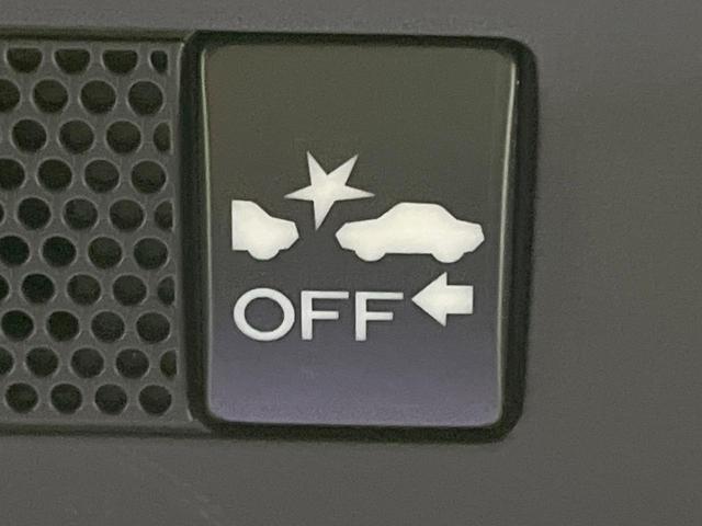 インプレッサスポーツ ２．０ｉ－Ｌアイサイト　禁煙車　アイサイト　純正８型ナビ　バックカメラ　追従機能付きクルコン　ＢＳＭ　メモリーシート　ＬＥＤヘッド＆フォグ　オートライト　オートエアコン　スマートキー　誤発進抑制機能　車線逸脱警報　ＥＴＣ（22枚目）