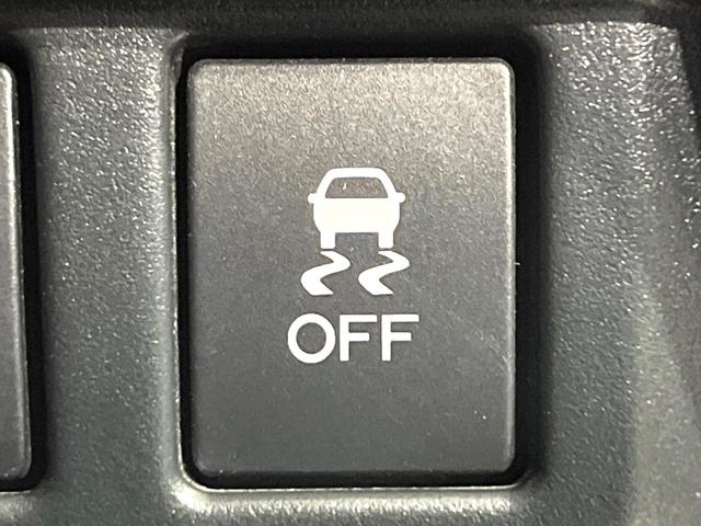 インプレッサスポーツ ２．０ｉ－Ｌアイサイト　禁煙車　アイサイト　純正８型ナビ　バックカメラ　追従機能付きクルコン　ＢＳＭ　メモリーシート　ＬＥＤヘッド＆フォグ　オートライト　オートエアコン　スマートキー　誤発進抑制機能　車線逸脱警報　ＥＴＣ（26枚目）