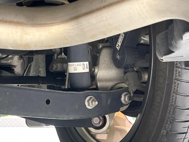 インプレッサスポーツ ２．０ｉ－Ｌアイサイト　禁煙車　アイサイト　純正８型ナビ　バックカメラ　追従機能付きクルコン　ＢＳＭ　メモリーシート　ＬＥＤヘッド＆フォグ　オートライト　オートエアコン　スマートキー　誤発進抑制機能　車線逸脱警報　ＥＴＣ（56枚目）