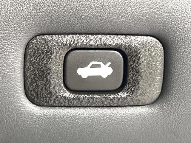 クラウン アスリート　禁煙車　純正８型ナビ　バックカメラ　クルコン　パワーシート　ＥＴＣ　ＨＩＤヘッドライト　オートライト　オートエアコン　スマートキー　ステアリングスイッチ　電動格納ミラー（34枚目）