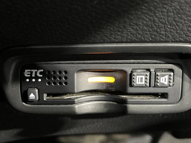 ヴェゼル ハイブリッドＸ・ホンダセンシング　禁煙車　ホンダセンシング　純正８型ナビ　バックカメラ　アダプティブクルーズ　ＬＥＤヘッド　オートライト　デュアルエアコン　スマートキー　電動パーキングブレーキ　パドルシフト　ドラレコ　ＥＴＣ　フルセグ（26枚目）