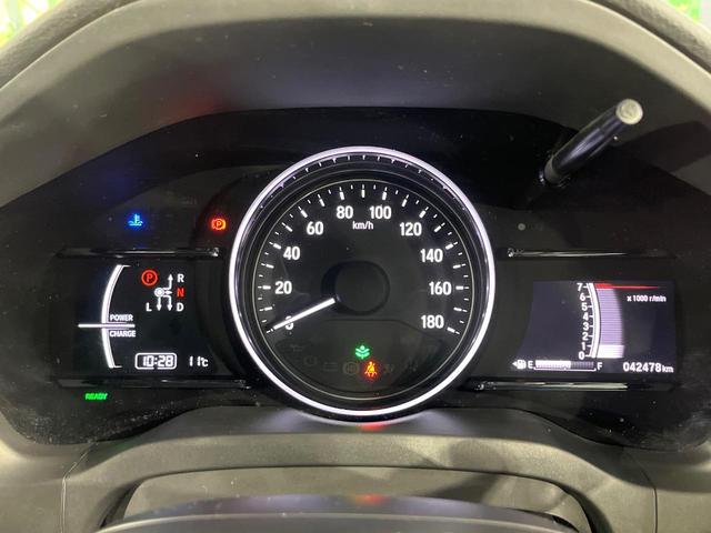 ヴェゼル ハイブリッドＸ・ホンダセンシング　禁煙車　ホンダセンシング　純正８型ナビ　バックカメラ　アダプティブクルーズ　ＬＥＤヘッド　オートライト　デュアルエアコン　スマートキー　電動パーキングブレーキ　パドルシフト　ドラレコ　ＥＴＣ　フルセグ（48枚目）