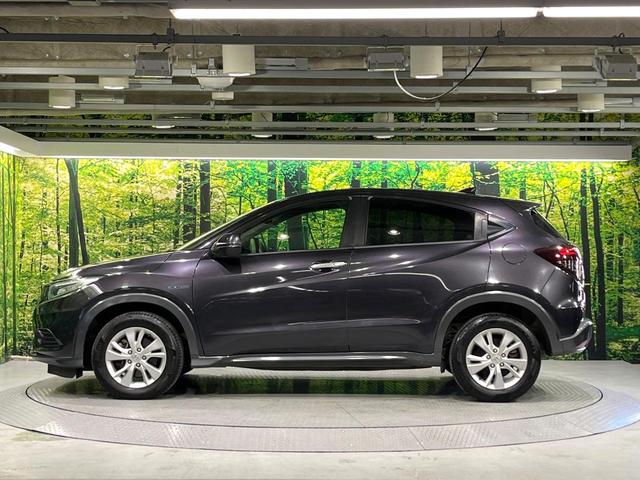 ヴェゼル ハイブリッドＸ・ホンダセンシング　禁煙車　ホンダセンシング　純正８型ナビ　バックカメラ　アダプティブクルーズ　ＬＥＤヘッド　オートライト　デュアルエアコン　スマートキー　電動パーキングブレーキ　パドルシフト　ドラレコ　ＥＴＣ　フルセグ（55枚目）