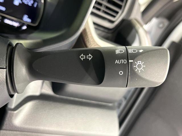 ムーヴ Ｘ　届出済未使用車　スマートアシスト　電動スライドドア　ＬＥＤヘッドライト　オートハイビーム　オートエアコン　スマートキー　コーナーセンサー　ステアリングスイッチ　誤発進抑制機能　車線逸脱警報（29枚目）