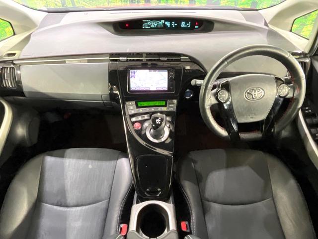 プリウス Ｇ　禁煙車　純正ナビ　バックカメラ　クルコン　パワーシート　ＨＩＤヘッドライト　オートライト　オートエアコン　スマートキー　ステアリングスイッチ　ハーフレザーシート　ＥＴＣ　ドラレコ　Ｂｌｕｅｔｏｏｔｈ（5枚目）