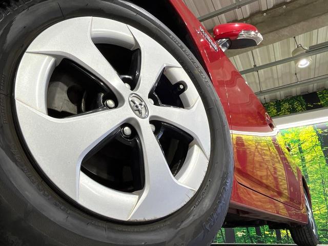 プリウス Ｇ　禁煙車　純正ナビ　バックカメラ　クルコン　パワーシート　ＨＩＤヘッドライト　オートライト　オートエアコン　スマートキー　ステアリングスイッチ　ハーフレザーシート　ＥＴＣ　ドラレコ　Ｂｌｕｅｔｏｏｔｈ（13枚目）