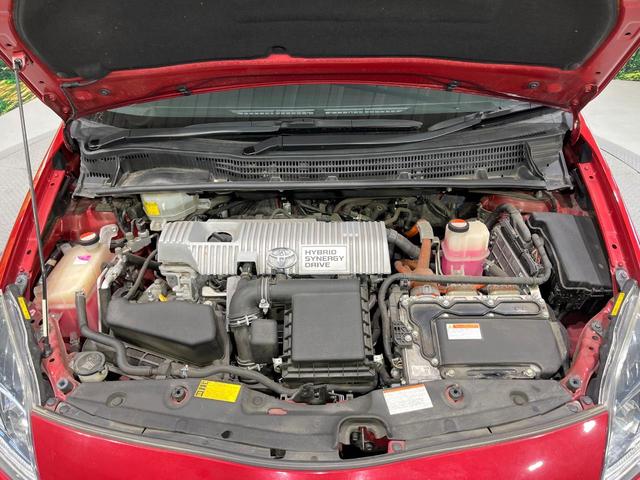 プリウス Ｇ　禁煙車　純正ナビ　バックカメラ　クルコン　パワーシート　ＨＩＤヘッドライト　オートライト　オートエアコン　スマートキー　ステアリングスイッチ　ハーフレザーシート　ＥＴＣ　ドラレコ　Ｂｌｕｅｔｏｏｔｈ（18枚目）