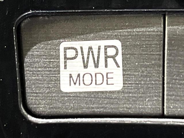 プリウス Ｇ　禁煙車　純正ナビ　バックカメラ　クルコン　パワーシート　ＨＩＤヘッドライト　オートライト　オートエアコン　スマートキー　ステアリングスイッチ　ハーフレザーシート　ＥＴＣ　ドラレコ　Ｂｌｕｅｔｏｏｔｈ（25枚目）