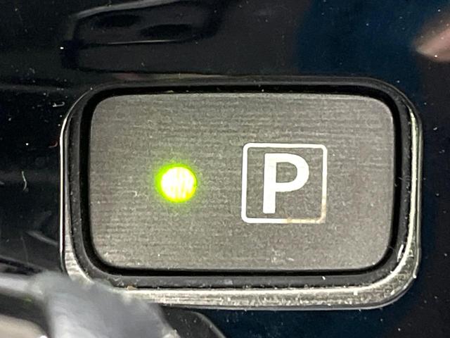 プリウス Ｇ　禁煙車　純正ナビ　バックカメラ　クルコン　パワーシート　ＨＩＤヘッドライト　オートライト　オートエアコン　スマートキー　ステアリングスイッチ　ハーフレザーシート　ＥＴＣ　ドラレコ　Ｂｌｕｅｔｏｏｔｈ（32枚目）