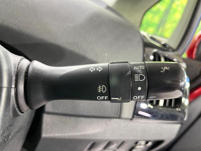 プリウス Ｇ　禁煙車　純正ナビ　バックカメラ　クルコン　パワーシート　ＨＩＤヘッドライト　オートライト　オートエアコン　スマートキー　ステアリングスイッチ　ハーフレザーシート　ＥＴＣ　ドラレコ　Ｂｌｕｅｔｏｏｔｈ（34枚目）