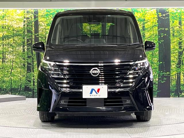 セレナ ｅ－パワー　ハイウェイスターＶ　禁煙車　プロパイロット　衝突軽減　ＳＤナビ　全周囲カメラ　ハンズフリー両側電動スライド　ブラインドスポットモニター　電動パーキングブレーキ　ＥＴＣ　純正１６インチＡＷ　ＬＥＤライト　オートライト（14枚目）