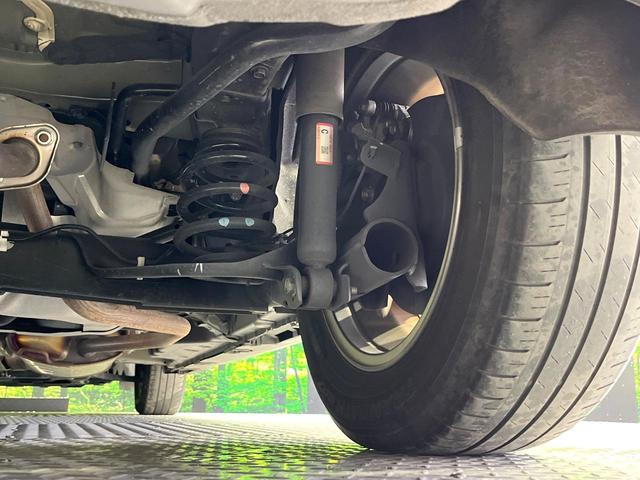 セレナ ｅ－パワー　ハイウェイスターＶ　禁煙車　プロパイロット　衝突軽減　ＳＤナビ　全周囲カメラ　ハンズフリー両側電動スライド　ブラインドスポットモニター　電動パーキングブレーキ　ＥＴＣ　純正１６インチＡＷ　ＬＥＤライト　オートライト（20枚目）