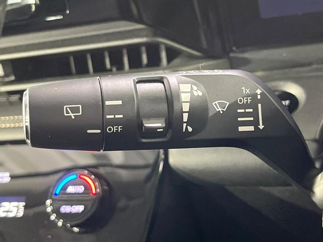 セレナ ｅ－パワー　ハイウェイスターＶ　禁煙車　プロパイロット　衝突軽減　ＳＤナビ　全周囲カメラ　ハンズフリー両側電動スライド　ブラインドスポットモニター　電動パーキングブレーキ　ＥＴＣ　純正１６インチＡＷ　ＬＥＤライト　オートライト（30枚目）