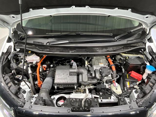 フリード ｅ：ＨＥＶエアー　ＥＸ　禁煙車　ホンダセンシング　純正ディスプレイ　バックカメラ　両側電動スライド　前席シートヒーター　ブラインドスポットモニター　レーンアシスト　ＬＥＤライト　オートハイビーム　オートエアコン　ＥＴＣ（18枚目）