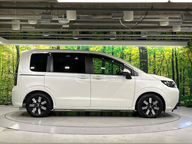 フリード ｅ：ＨＥＶエアー　ＥＸ　禁煙車　ホンダセンシング　純正ディスプレイ　バックカメラ　両側電動スライド　前席シートヒーター　ブラインドスポットモニター　レーンアシスト　ＬＥＤライト　オートハイビーム　オートエアコン　ＥＴＣ（40枚目）