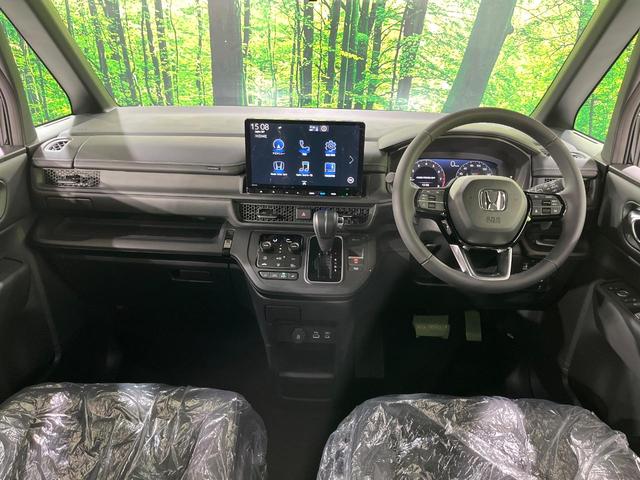 ステップワゴン スパーダ　登録済未使用車　ホンダセンシング　純正１１型ナビ　バックカメラ　両側電動スライド　ブラインドスポットモニター　電動リアゲート　前席シートヒーター　ＬＥＤライト　オートハイビーム　レーンアシスト（5枚目）