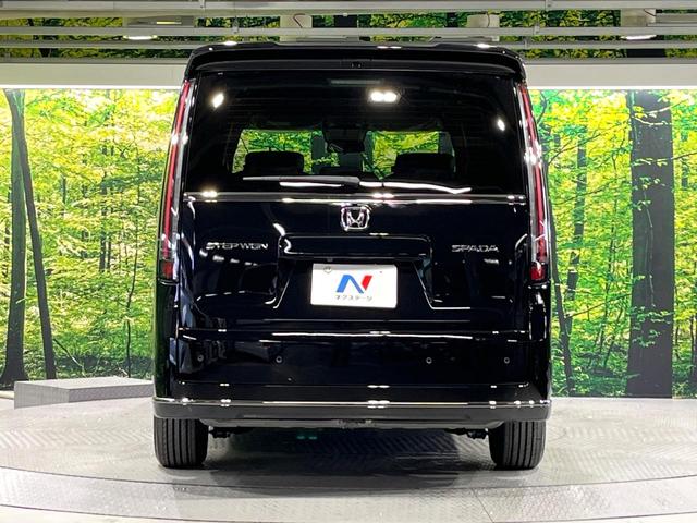ステップワゴン スパーダ　登録済未使用車　ホンダセンシング　純正１１型ナビ　バックカメラ　両側電動スライド　ブラインドスポットモニター　電動リアゲート　前席シートヒーター　ＬＥＤライト　オートハイビーム　レーンアシスト（15枚目）
