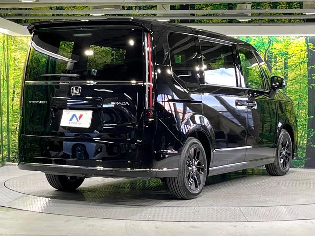 ステップワゴン スパーダ　登録済未使用車　ホンダセンシング　純正１１型ナビ　バックカメラ　両側電動スライド　ブラインドスポットモニター　電動リアゲート　前席シートヒーター　ＬＥＤライト　オートハイビーム　レーンアシスト（17枚目）
