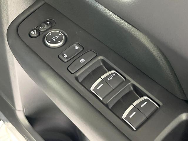 ステップワゴン スパーダ　登録済未使用車　ホンダセンシング　純正１１型ナビ　バックカメラ　両側電動スライド　ブラインドスポットモニター　電動リアゲート　前席シートヒーター　ＬＥＤライト　オートハイビーム　レーンアシスト（31枚目）