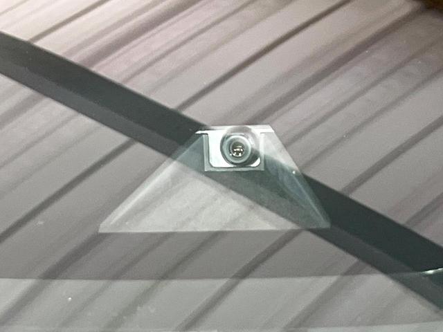 ハリアー Ｚ　ＪＢＬサウンド　禁煙車　衝突軽減装置　純正１２．３型ナビ　パノラミックビューモニター　ブラインドスポットモニター　レーダークルーズ　カラーヘッドアップディスプレイ　パワーシート　パワーバックドア（3枚目）