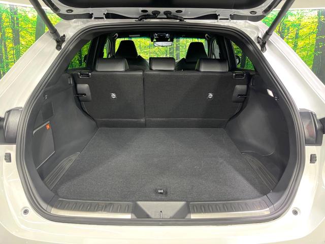 ハリアー Ｚ　ＪＢＬサウンド　禁煙車　衝突軽減装置　純正１２．３型ナビ　パノラミックビューモニター　ブラインドスポットモニター　レーダークルーズ　カラーヘッドアップディスプレイ　パワーシート　パワーバックドア（11枚目）