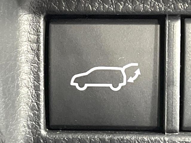 ハリアー Ｚ　ＪＢＬサウンド　禁煙車　衝突軽減装置　純正１２．３型ナビ　パノラミックビューモニター　ブラインドスポットモニター　レーダークルーズ　カラーヘッドアップディスプレイ　パワーシート　パワーバックドア（23枚目）