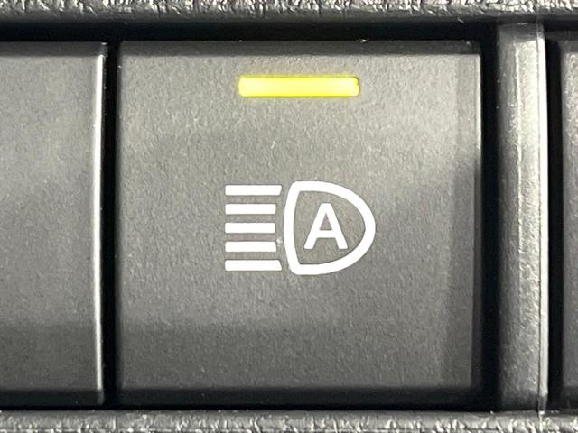 ハリアー Ｚ　ＪＢＬサウンド　禁煙車　衝突軽減装置　純正１２．３型ナビ　パノラミックビューモニター　ブラインドスポットモニター　レーダークルーズ　カラーヘッドアップディスプレイ　パワーシート　パワーバックドア（32枚目）