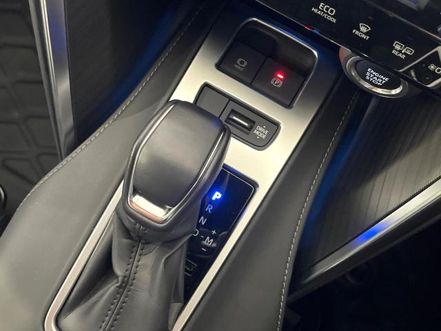 ハリアー Ｚ　ＪＢＬサウンド　禁煙車　衝突軽減装置　純正１２．３型ナビ　パノラミックビューモニター　ブラインドスポットモニター　レーダークルーズ　カラーヘッドアップディスプレイ　パワーシート　パワーバックドア（37枚目）