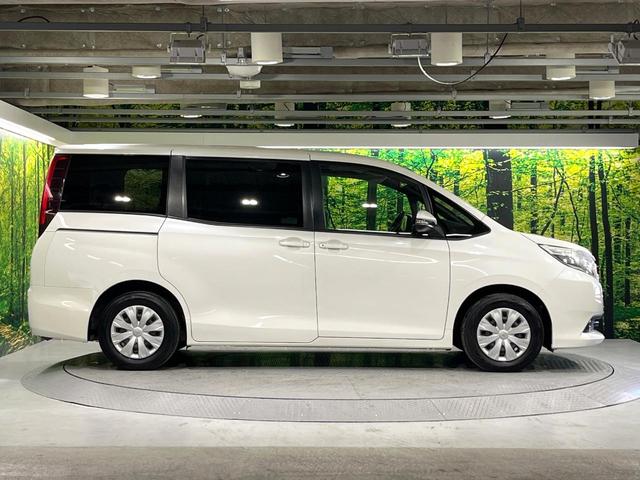 ノア Ｘ　禁煙車　純正ナビ　バックカメラ　電動スライドドア　スマートキー　ＬＥＤヘッド　ビルトインＥＴＣ　オートライト　デュアルエアコン　Ｂｌｕｅｔｏｏｔｈ　ＣＤ　ＤＶＤ再生　フルセグ（41枚目）