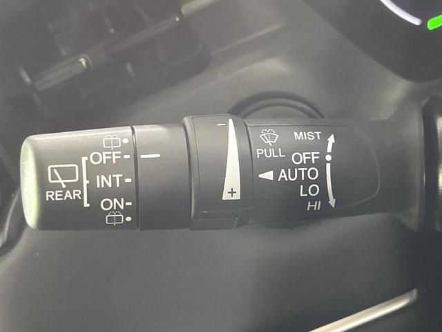 ヴェゼル ｅ：ＨＥＶ　Ｚ　禁煙車　ホンダセンシング　純正９型ナビ　バックカメラ　電動リアゲート　シーケンシャルターンＬＥＤランプ　シートヒーター　ステアリングヒーター　電動パーキングブレーキ　レーンアシスト　パドルシフト（31枚目）