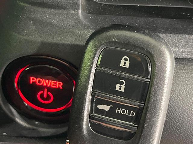 ヴェゼル ｅ：ＨＥＶ　Ｚ　禁煙車　ホンダセンシング　純正９型ナビ　バックカメラ　電動リアゲート　シーケンシャルターンＬＥＤランプ　シートヒーター　ステアリングヒーター　電動パーキングブレーキ　レーンアシスト　パドルシフト（33枚目）