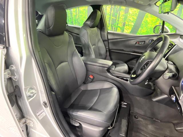 プリウス Ｓツーリングセレクション　純正９型ナビ　バックカメラ　衝突被害軽減システム　レーダークルーズ　禁煙車　レザー調シート　ドラレコ　スマートキー　ＬＥＤヘッド　ビルトインＥＴＣ　デジタルインナーミラー　オートライト　オートエアコン（8枚目）