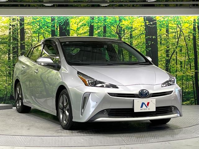 プリウス Ｓツーリングセレクション　純正９型ナビ　バックカメラ　衝突被害軽減システム　レーダークルーズ　禁煙車　レザー調シート　ドラレコ　スマートキー　ＬＥＤヘッド　ビルトインＥＴＣ　デジタルインナーミラー　オートライト　オートエアコン（16枚目）