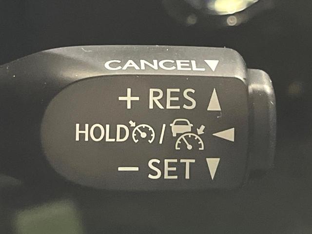 プリウス Ｓツーリングセレクション　純正９型ナビ　バックカメラ　衝突被害軽減システム　レーダークルーズ　禁煙車　レザー調シート　ドラレコ　スマートキー　ＬＥＤヘッド　ビルトインＥＴＣ　デジタルインナーミラー　オートライト　オートエアコン（21枚目）