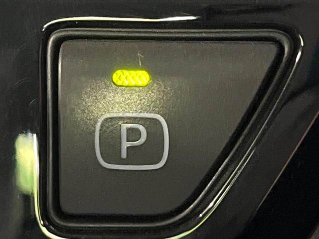 プリウス Ｓツーリングセレクション　純正９型ナビ　バックカメラ　衝突被害軽減システム　レーダークルーズ　禁煙車　レザー調シート　ドラレコ　スマートキー　ＬＥＤヘッド　ビルトインＥＴＣ　デジタルインナーミラー　オートライト　オートエアコン（47枚目）