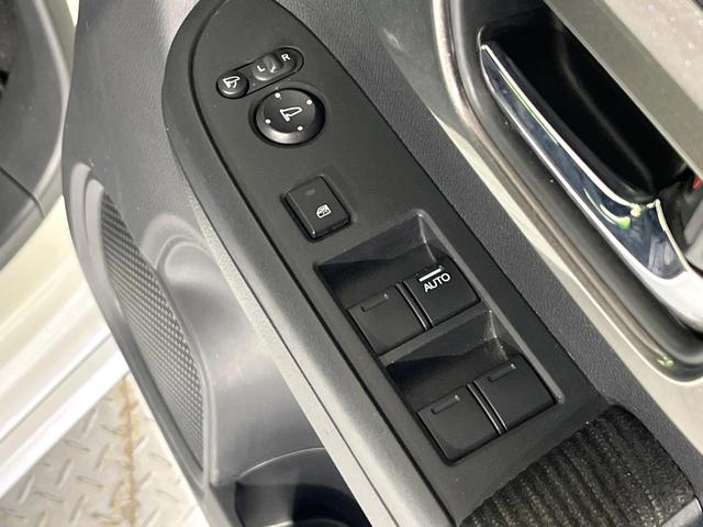 Ｎ－ＷＧＮカスタム Ｌ・ターボホンダセンシング　純正ＳＤナビ　バックカメラ　衝突被害軽減システム　レーダークルーズ　ハーフレザーシート　シートヒーター　ドラレコ　レーンキープ　スマートキー　ＬＥＤヘッド　ビルトインＥＴＣ　純正１５インチアルミ（44枚目）