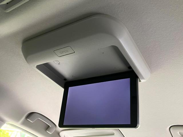 セレナ ｅ－パワー　ルキシオン　プロパイロット　フリップダウンモニター　禁煙車　エマージェンシーブレーキ　純正１２．３型ナビ　アラウンドビューモニター　ハンズフリー両側電動スライド　シートヒーター　ステアリングヒーター　ＬＥＤヘッド（3枚目）