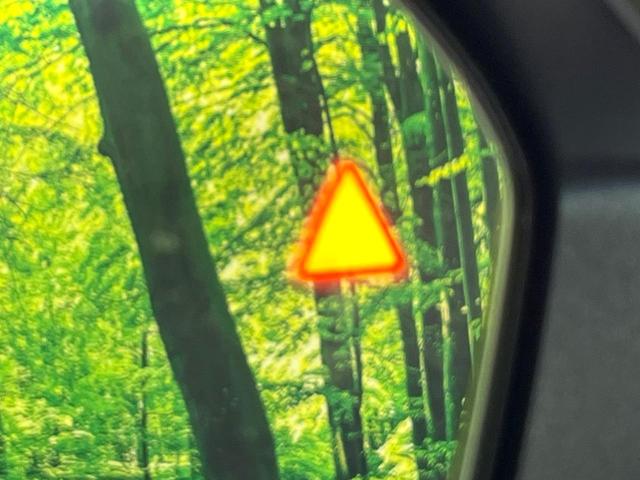 セレナ ｅ－パワー　ルキシオン　プロパイロット　フリップダウンモニター　禁煙車　エマージェンシーブレーキ　純正１２．３型ナビ　アラウンドビューモニター　ハンズフリー両側電動スライド　シートヒーター　ステアリングヒーター　ＬＥＤヘッド（23枚目）