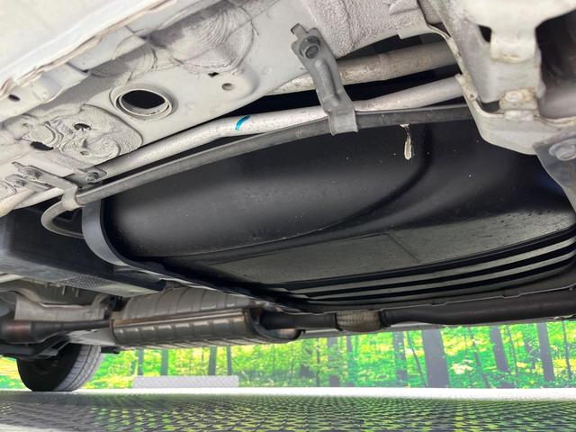 セレナ ２０Ｘ　Ｓ－ハイブリッド　エマージェンシーブレーキ　ＳＤナビ　バックカメラ　クルコン　Ｂｌｕｅｔｏｏｔｈ　ＥＴＣ　オートエアコン　オートライト　スマートキー　両側スライドドア　車線逸脱警報　アイドリングストップ（44枚目）