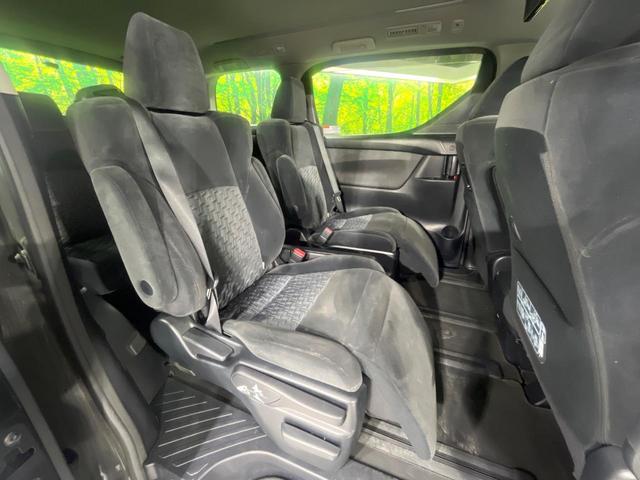 アルファード ２．５Ｓ　Ａパッケージ　衝突軽減　ＢＩＧ－Ｘ１１型ナビ　バックカメラ　フリップダウンモニター　両側電動スライド　レーダークルーズ　２列目オットマン　ＬＥＤライト　オートライト　ＥＴＣ　リアオートエアコン　純正１８ＡＷ（8枚目）