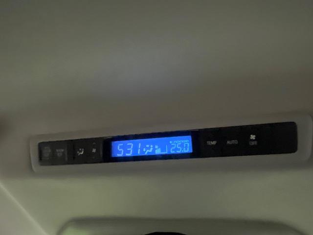 アルファード ２．５Ｓ　Ａパッケージ　衝突軽減　ＢＩＧ－Ｘ１１型ナビ　バックカメラ　フリップダウンモニター　両側電動スライド　レーダークルーズ　２列目オットマン　ＬＥＤライト　オートライト　ＥＴＣ　リアオートエアコン　純正１８ＡＷ（26枚目）