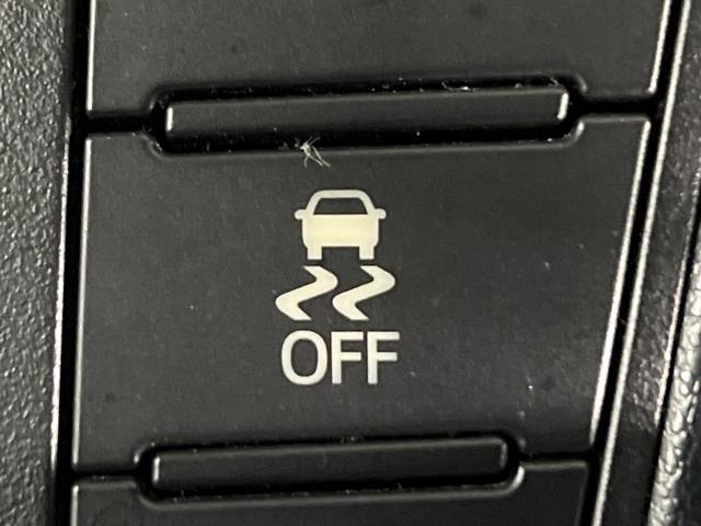 アルファード ２．５Ｓ　Ａパッケージ　衝突軽減　ＢＩＧ－Ｘ１１型ナビ　バックカメラ　フリップダウンモニター　両側電動スライド　レーダークルーズ　２列目オットマン　ＬＥＤライト　オートライト　ＥＴＣ　リアオートエアコン　純正１８ＡＷ（30枚目）