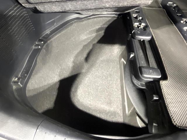 アルファード ２．５Ｓ　Ａパッケージ　衝突軽減　ＢＩＧ－Ｘ１１型ナビ　バックカメラ　フリップダウンモニター　両側電動スライド　レーダークルーズ　２列目オットマン　ＬＥＤライト　オートライト　ＥＴＣ　リアオートエアコン　純正１８ＡＷ（45枚目）