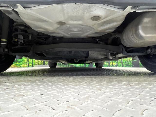 ヤリス ハイブリッドＺ　禁煙車　セーフティセンス　純正８型ナビ　パノラミックビューモニター　ＢＳＭ　レーダークルーズ　ＨＵＤ　シートヒーター　クリアランスソナー　ＬＥＤヘッド　オートハイビーム　オートエアコン　スマートキー（19枚目）