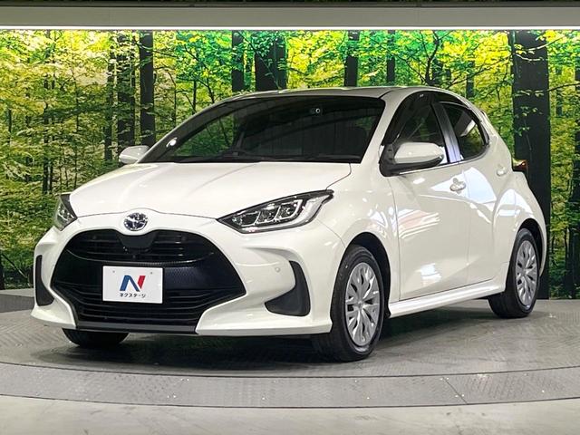 ヤリス ハイブリッドＺ　禁煙車　セーフティセンス　純正８型ナビ　パノラミックビューモニター　ＢＳＭ　レーダークルーズ　ＨＵＤ　シートヒーター　クリアランスソナー　ＬＥＤヘッド　オートハイビーム　オートエアコン　スマートキー（50枚目）