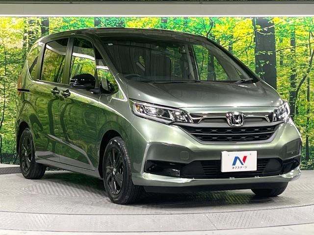 フリード＋ハイブリッド ハイブリッドＧブラックスタイル　禁煙車　ホンダセンシング　純正９型ナビ　バックカメラ　アダプティブクルーズ　両側電動スライド　シートヒーター　ＬＥＤヘッド　オートライト　オートエアコン　スマートキー　ＥＴＣ　ドラレコ（16枚目）